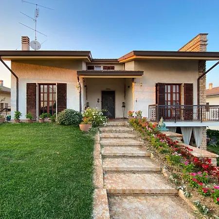 Nest 3* Кастельнуово-дель-Гарда